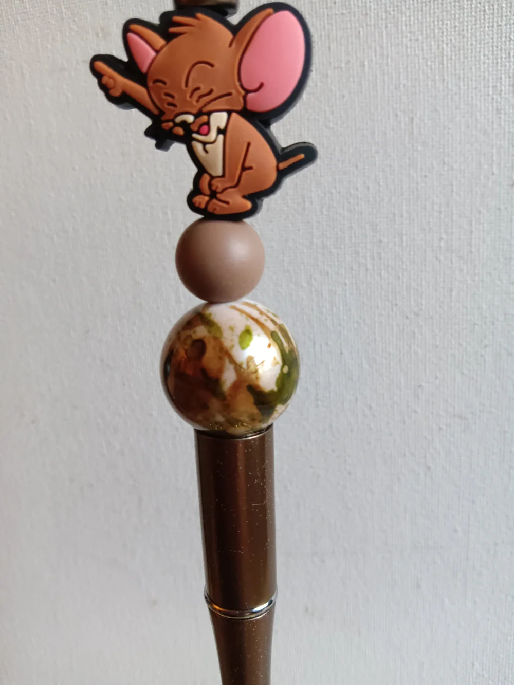 Tom and Jerry Gray and Brown Decorative Pen Set